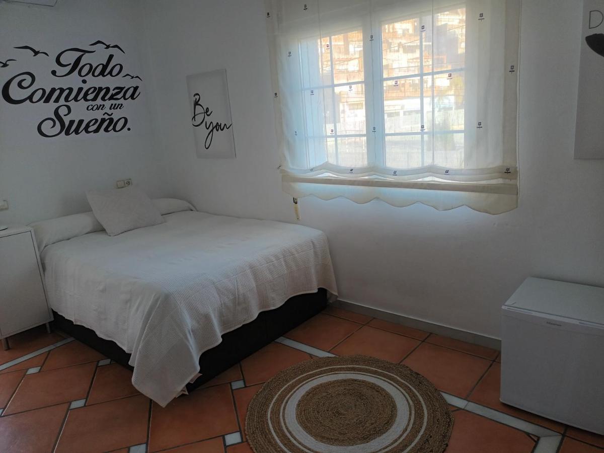 Habitaciones En Casa Centrica Con Piscina Almuñécar المظهر الخارجي الصورة