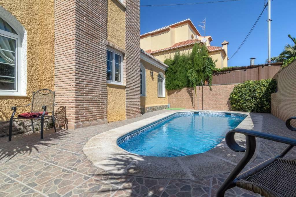 Habitaciones En Casa Centrica Con Piscina Almuñécar المظهر الخارجي الصورة