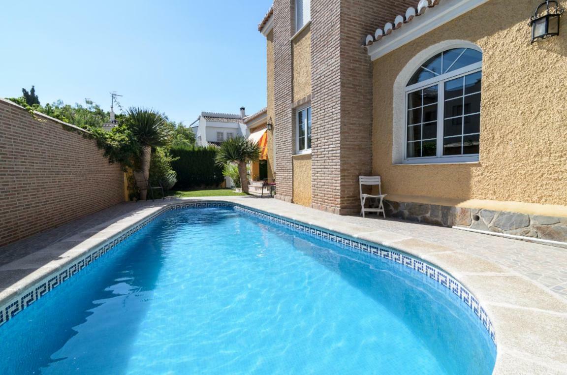 Habitaciones En Casa Centrica Con Piscina Almuñécar المظهر الخارجي الصورة