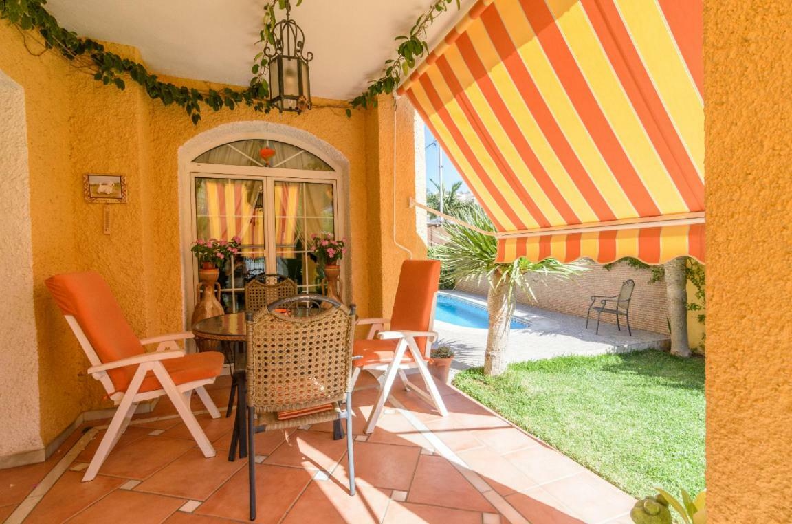 Habitaciones En Casa Centrica Con Piscina Almuñécar المظهر الخارجي الصورة